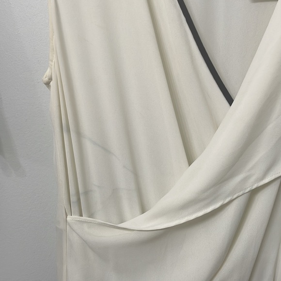 New black and white jumpsuit - Picture 5 of 6